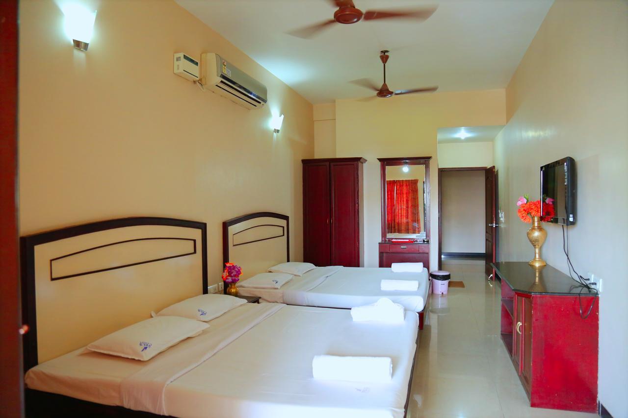Hotel Vels Court Palani Eksteriør billede
