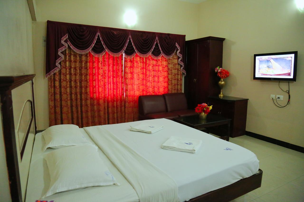 Hotel Vels Court Palani Eksteriør billede