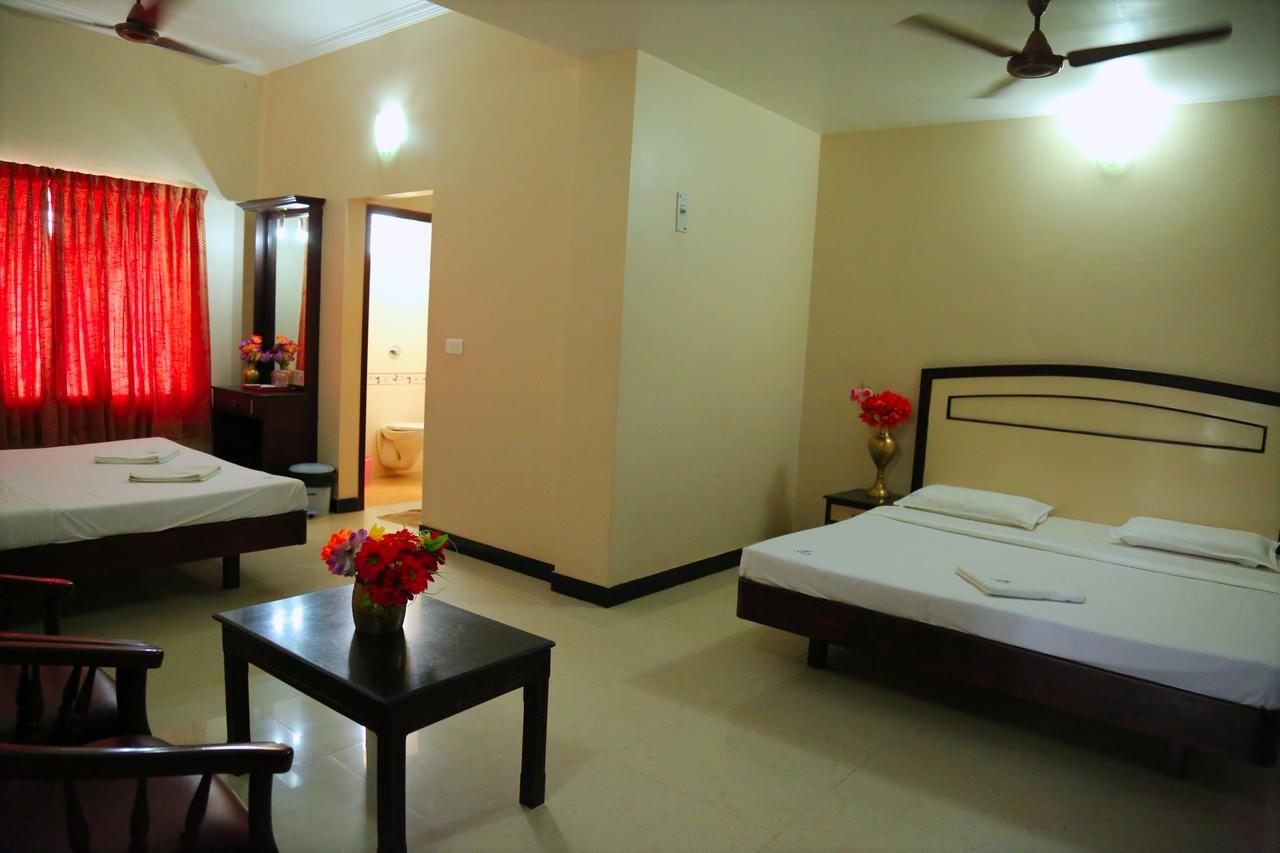Hotel Vels Court Palani Eksteriør billede